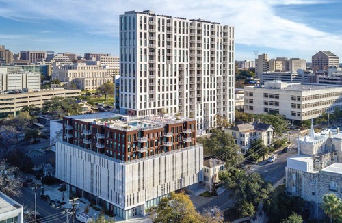 Civic District House | Prime Austin 2 BR downtown new location