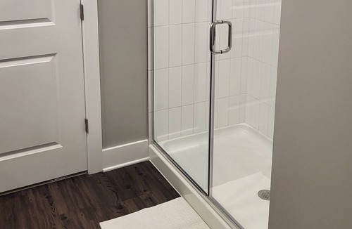 Northeast Raleigh Apartment | Prime location near Downtown *Smart TV WIFI W/D*