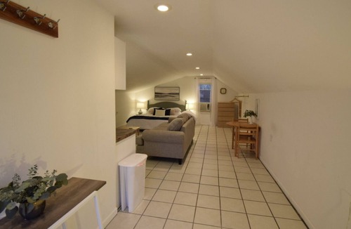 Wade Hampton Apartment | Private 1-bedroom studio apartment