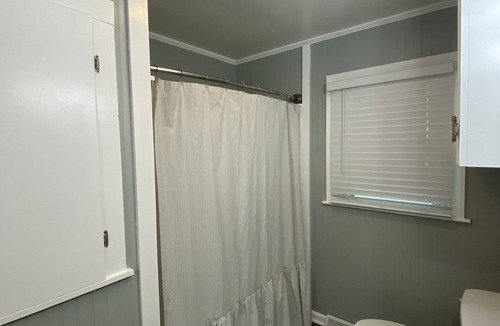 Mount Airy House | Private 2 Bedroom 1 Bath Charming House on 4 Acres