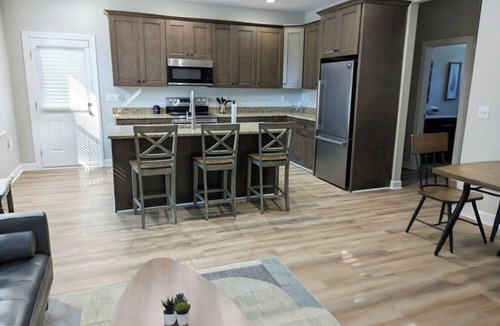 Elizabeth City House | Private 2Bed/2Bath Home with Modern Comfort and Rural Charm 5 min from Downtown