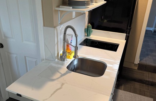 Prairie Lea Apartment | Private 2BR Guesthouse near San Marcos & Austin Sleeps 6 Quiet Retreat