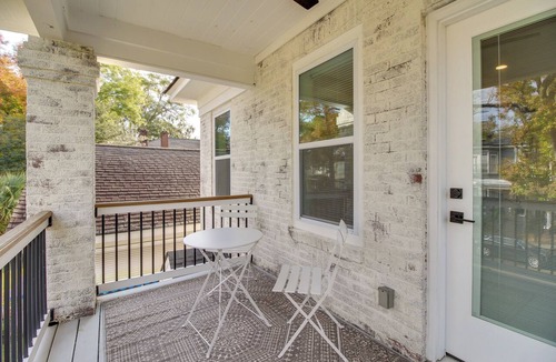 Eastside Apartment | Private Balcony: Spacious, Updated Savannah Apt!