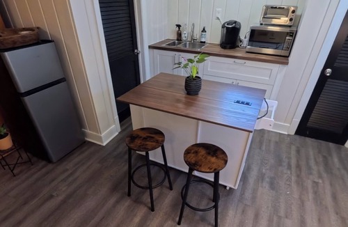 Chamberlayne Apartment | Private Basement Apartment Suite w/Sauna & Workspace- Traveling Professionals