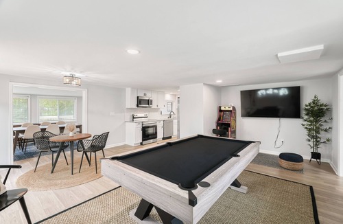 Point Lookout House | Private Bay Retreat Peaceful Vibes & Semi-Private Beach at "Bliss on the Bay"