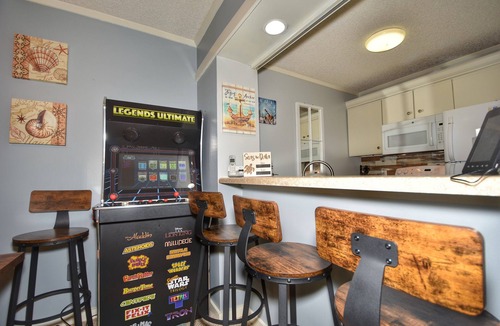 Briarcliffe Acres Condo | Private Beach Oasis & Free Daily Massages!