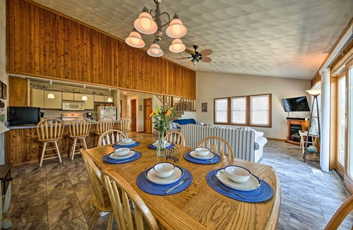 Colington Harbour House | Private Boat Dock: Fun OBX Family Getaway w/Deck