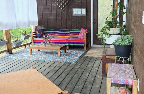 Covington House | Private Bungalow near Covingtons Mystic Falls
