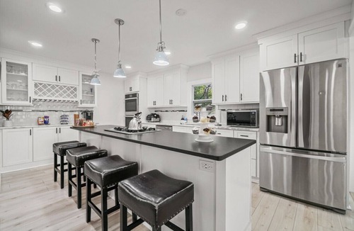 Marietta House | Private Deck Retreat Near Atlanta Attractions