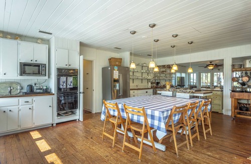 Alligator Point House | Private Dock, Easy Gulf Access & Red Snapper Season Fun!