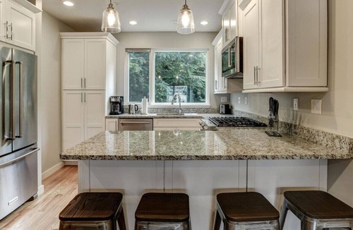 Asheville Apartment | Private Elevator in Hot South Slope