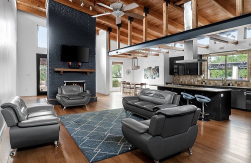 Brushy Creek House | Private Hill Country Estate on 4 Acres l Pool