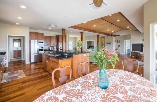 Kaneohe House | Private Hilltop Retreat, Spectacular View, Minutes to Kailua Beaches!