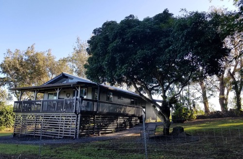 Pauwela House | Private home located in tropical setting close to beaches and waterfalls