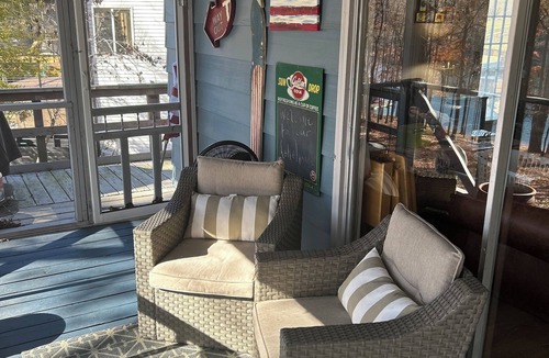 Townville House | Private Lakeside home on Hartwell Lake. Deep water dock. Huge views. Pets ok.