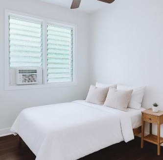 Coconut Grove House | Private One Bedroom Side House close to Kailua