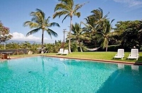 Spreckelsville House | Private Pool & Tennis Court - Views Of MTN Close to OceannAsk for free Massage