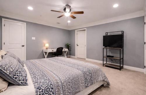Glen Burnie House | Private Room Near Fort Meade, DC & Baltimore Free Parking & WiFi