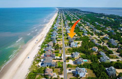 Whalehead Beach House | Private Semi-Oceanfront Retreat with Pool & Spa