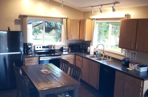 Pauwela Cottage | Private, Serene & Cute Cottage. Ocean Views & A/C. Near Hana Hwy.