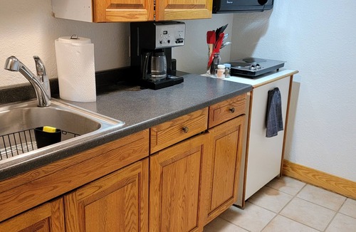 Colington Apartment | PRIVATE SUITE⭐️OUTERBANKS⭐️CENTRAL ⭐️KDH⭐️WALK TO SOUND SUNSET OR BEACH⭐️
