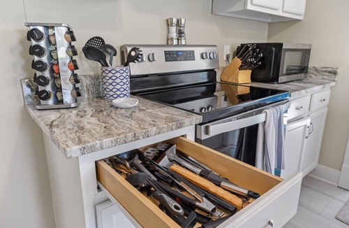 Christchurch House | Private Waterfront Retreat on Locklie’s Creek w/Dock + Wildlife views