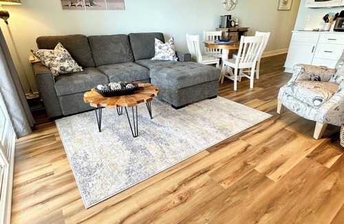 Wrightsville Beach Apartment | Private Wrightsville Beach Retreat - Channel View!