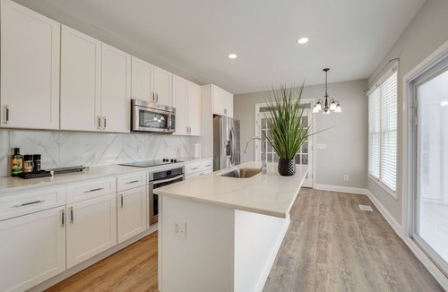 Acworth House | Private Yard & Pool Access! Family Home in Acworth