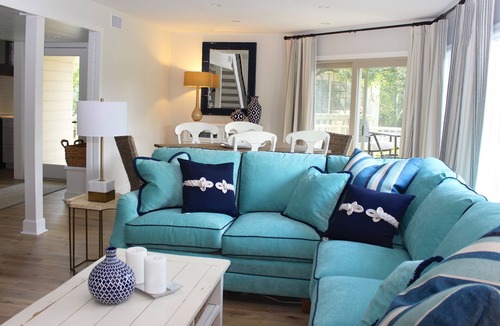Spinnaker Beachhouses Villa | Professional Decorated! Walk to Amenities! Amenity access included! NO pets