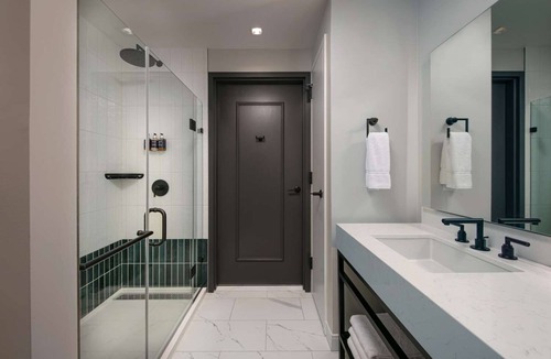 North Capitol Street Hotel | Proximity At its Best! TWO Large Units with DC Landmark View, Pet-friendly!