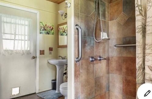 Papaikou Cottage | ~Pu'u~ Moi Country Cottage