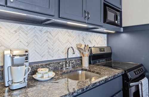 Downtown Wilmington Apartment | Pups and Pints - Water View - We Love Dogs