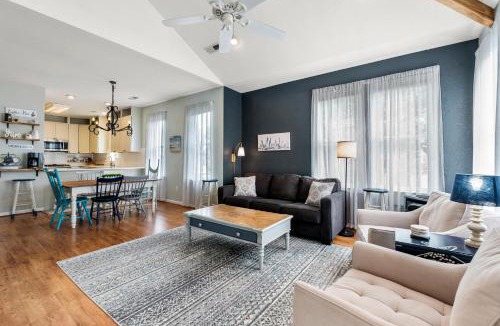 Colington House | Pura Vida