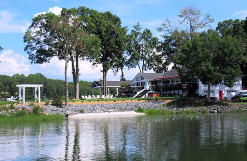 Kinsale House | PVT PENINSULA! Hot tub, beach, spectacular views w/huge kitchen!Sleeps up to 21