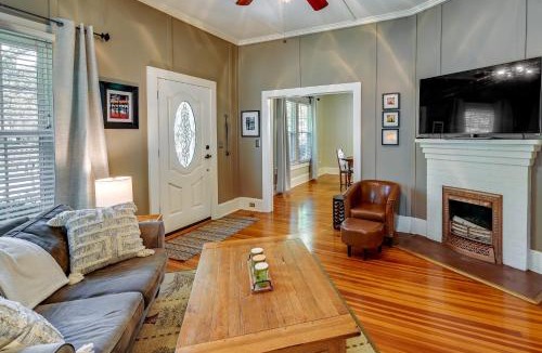 Anderson House | Quaint Anderson Home w/Sunroom, Walk To Downtown!