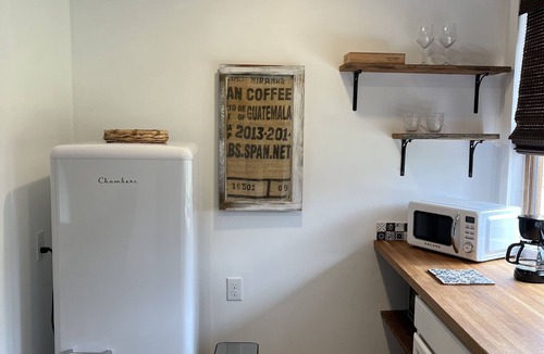 Kerrville Cottage | Quaint Cottage Centrally Located to Kerrville