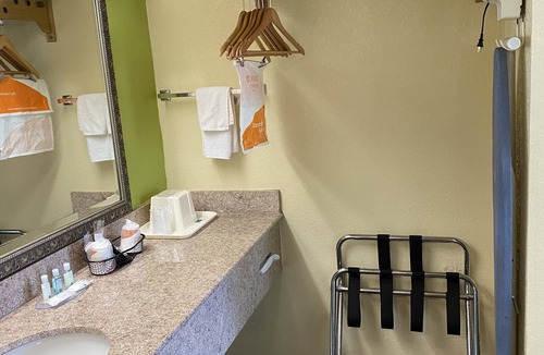Elizabeth City Hotel | Quality Inn Elizabeth City near University