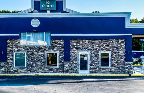 Greenwood Hotel | Quality Inn Greenwood Hwy 25