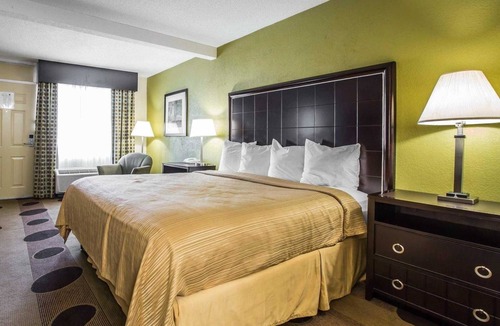 Greenwood Hotel | Quality Inn Greenwood Hwy 25