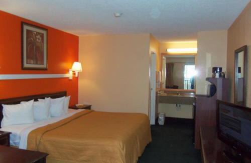 Greer Hotel | Quality Inn Greer - Greenville