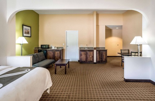 Greer Hotel | Quality Inn Greer - Greenville