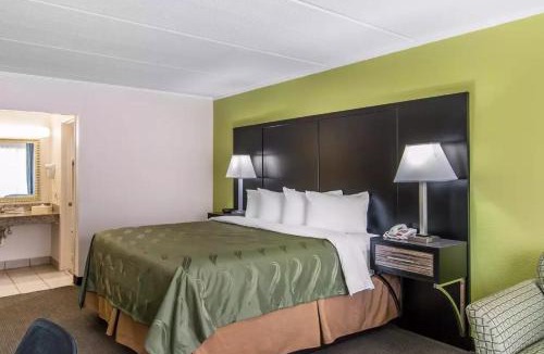 Flemington Hotel | Quality Inn Hinesville - Fort Stewart Area