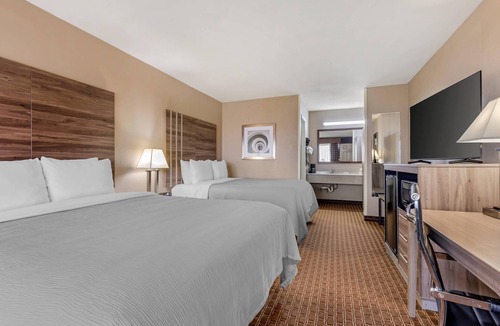 Paris Hotel | Quality Inn Paris