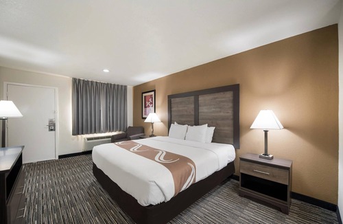 Lufkin Hotel | Quality Inn & Suites Lufkin