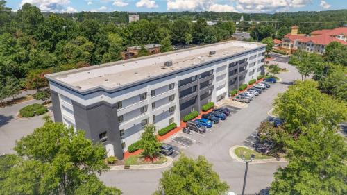 Morrisville Hotel | Quality Inn & Suites Raleigh Durham Airport