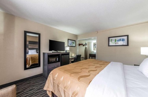 Asheboro Hotel | Quality Inn