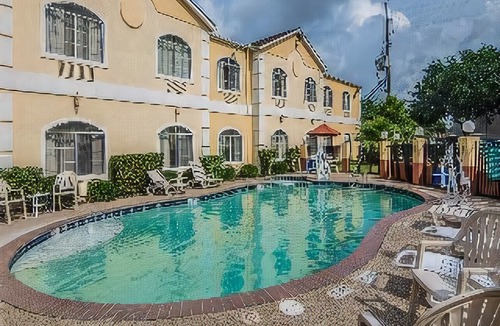 FM 1960 Hotel | Quality Suites North