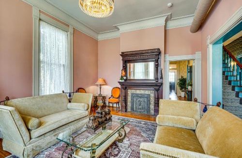 Danville House | ‘Queen Anne Manor' in Old West End w/Elevator