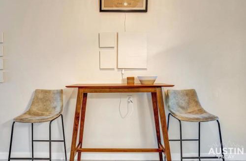 North University House | Quick Bike Ride to Central Austin from Quiet 1BD