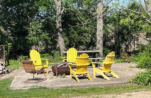 Lamont Cabin | Quiet & charming cabin with AC near Hamilton